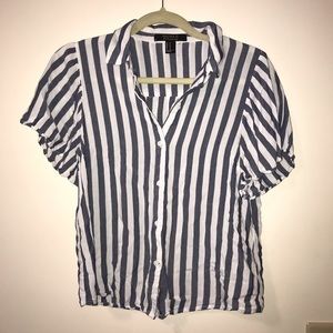 Short sleeve button up striped shirt!